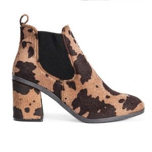 Muk Luks Brown and Black Heeled Boots